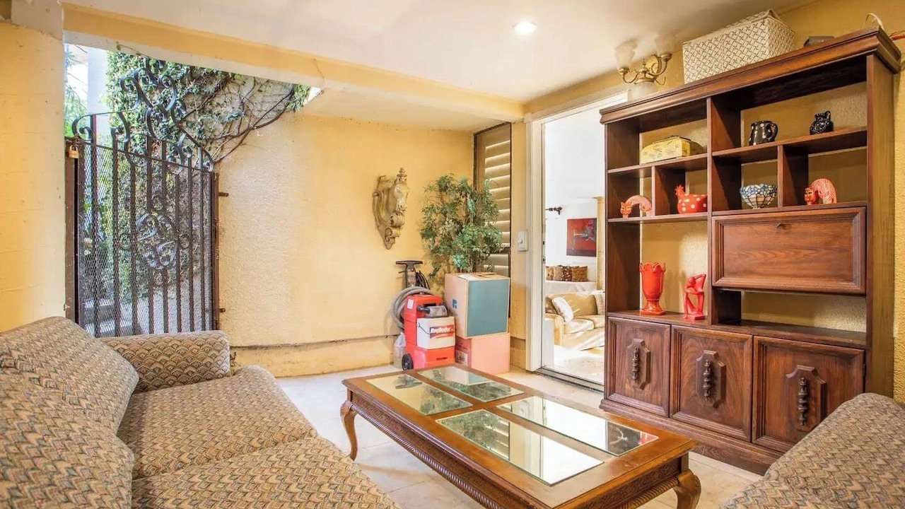 Photo of Livingroom in Whittier