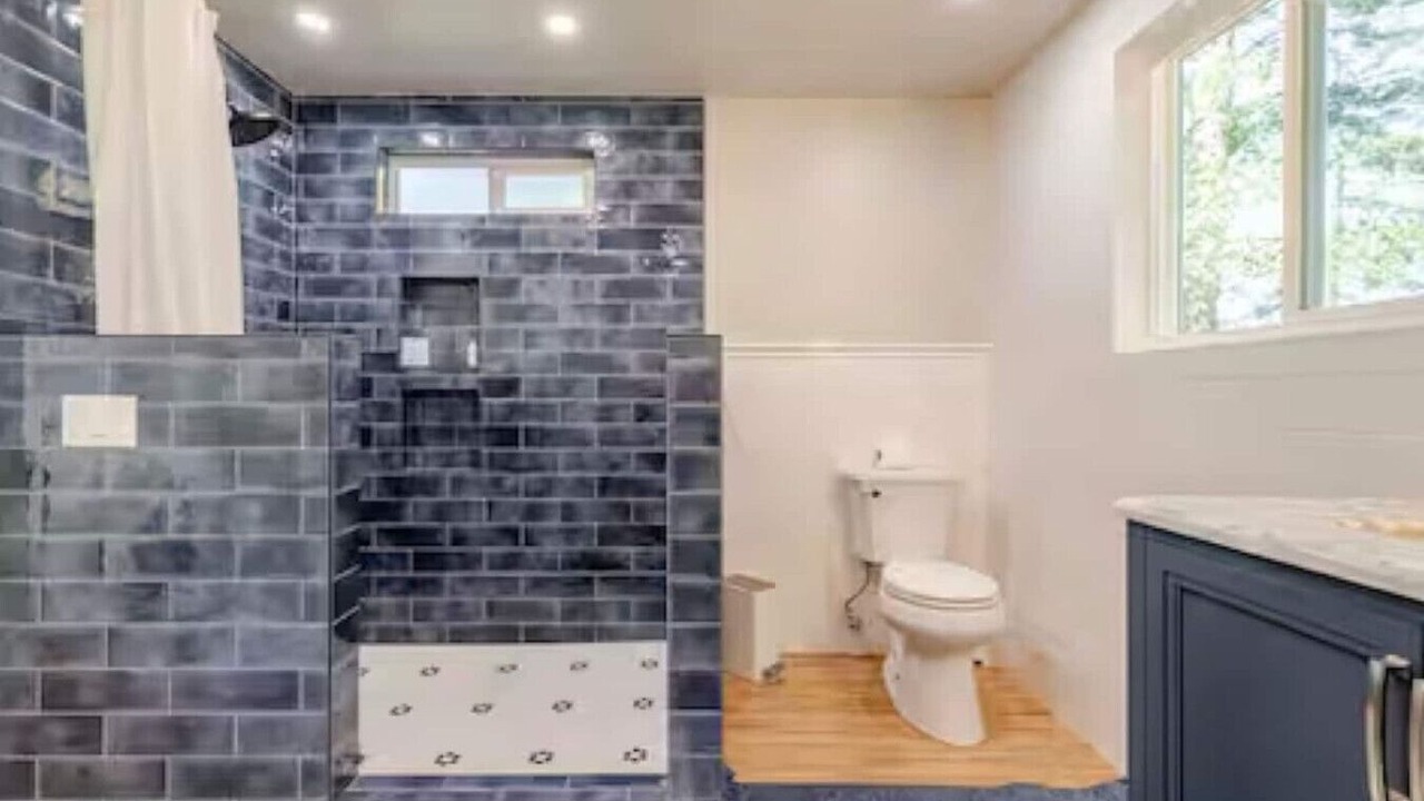 Photo of Bathroom in Amesti