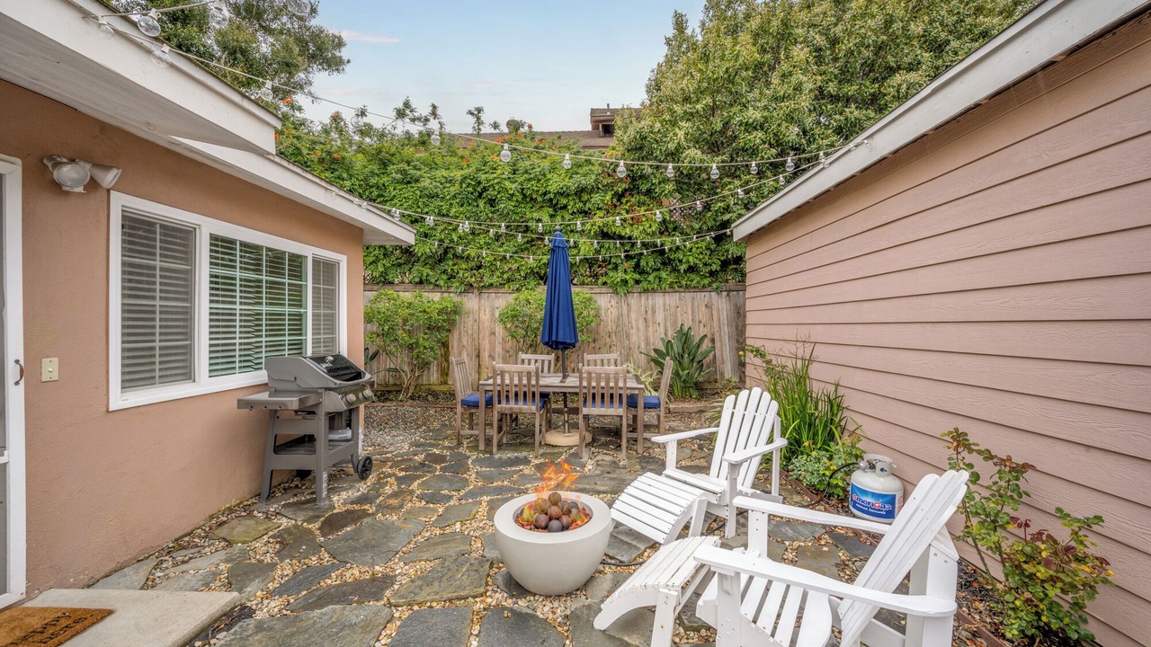 Photo of Patio Balcony in East Side Costa Mesa