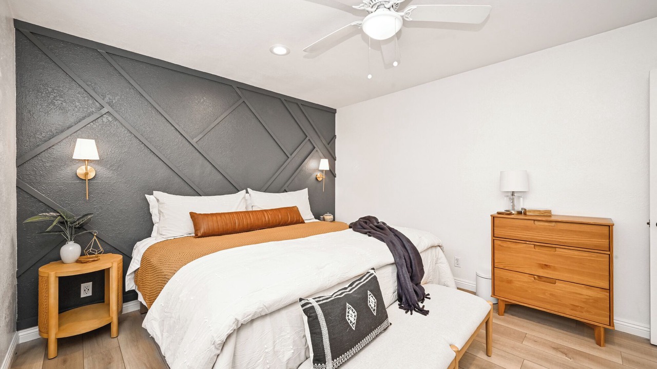 Photo of Bedroom in East Side Costa Mesa