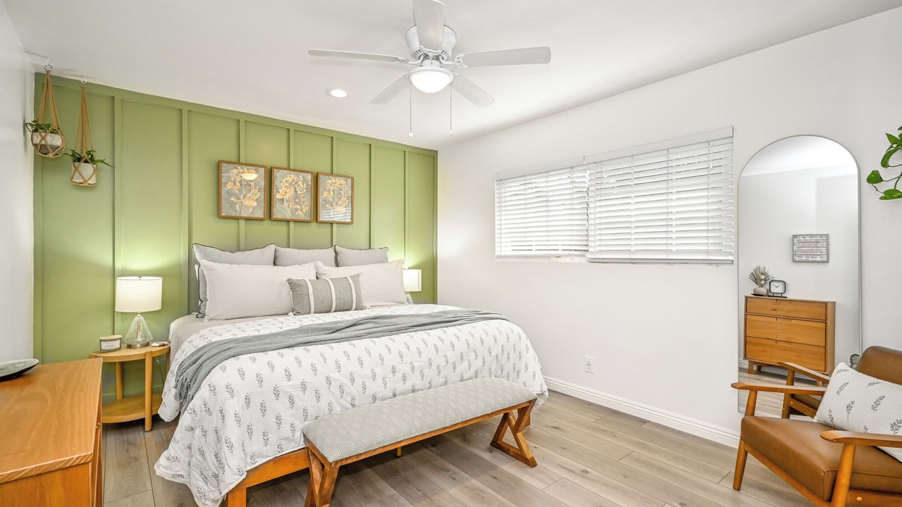 Photo of Bedroom in East Side Costa Mesa