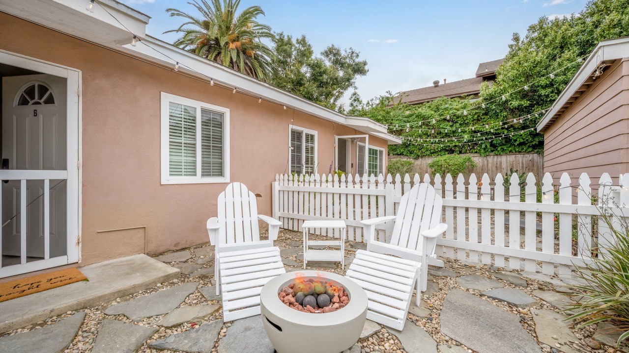 Photo of Patio Balcony in East Side Costa Mesa