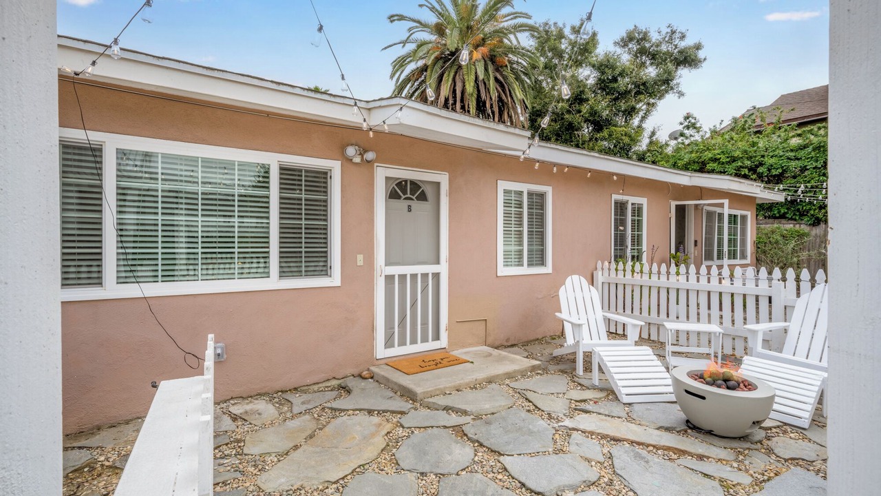 Photo of Patio Balcony in East Side Costa Mesa