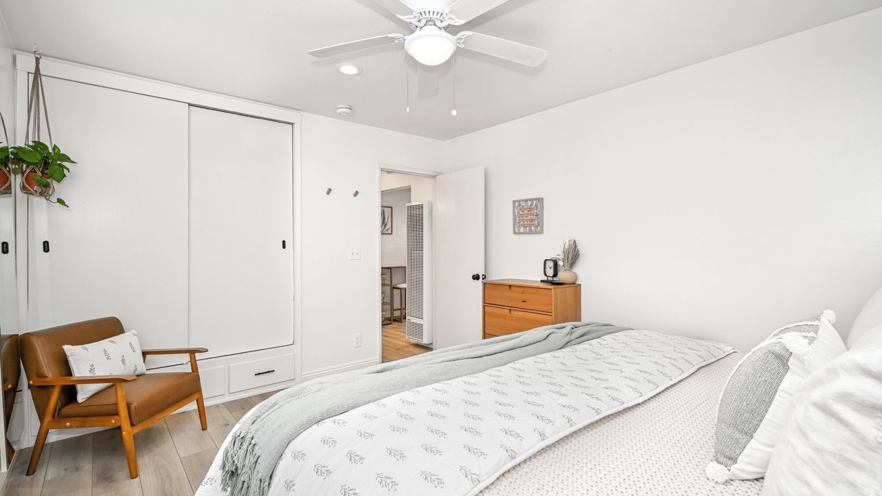 Photo of Bedroom in East Side Costa Mesa