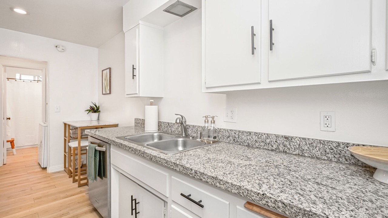 Photo of Kitchen in East Side Costa Mesa