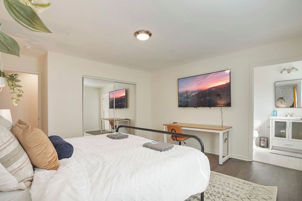 Photo of Bedroom in Los Angeles
