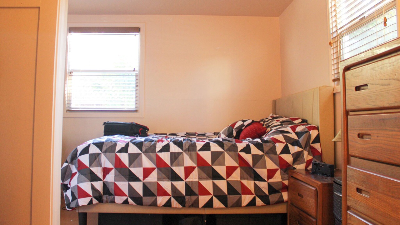 Photo of Bedroom in Southwest Berkeley