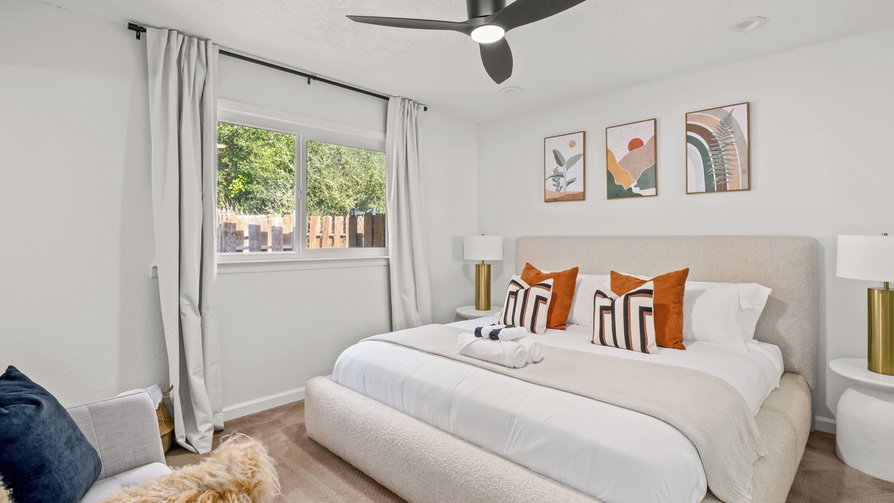 Photo of Bedroom in Yosemite Forks