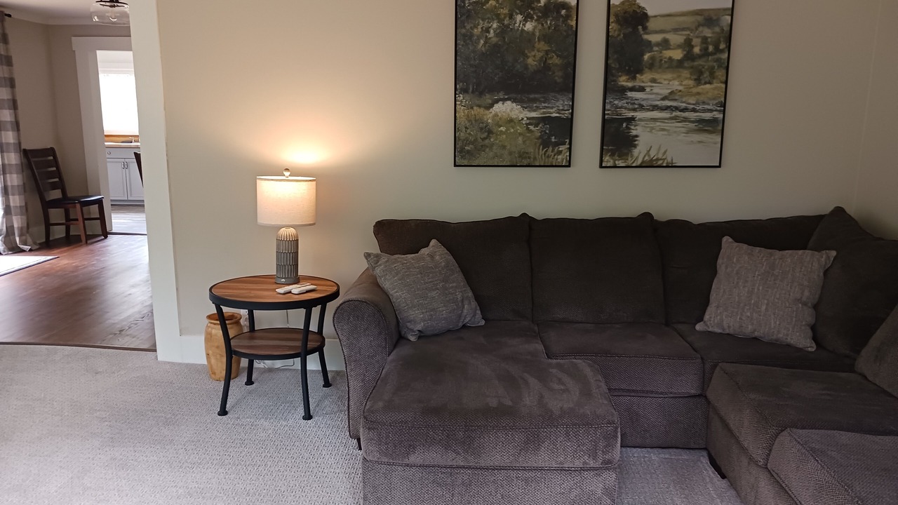 Photo of Livingroom in Talladega