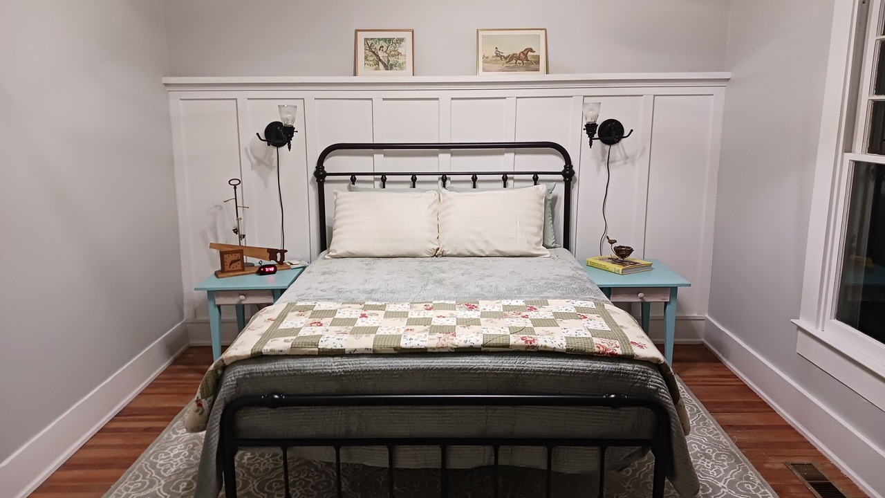 Photo of Bedroom in Talladega