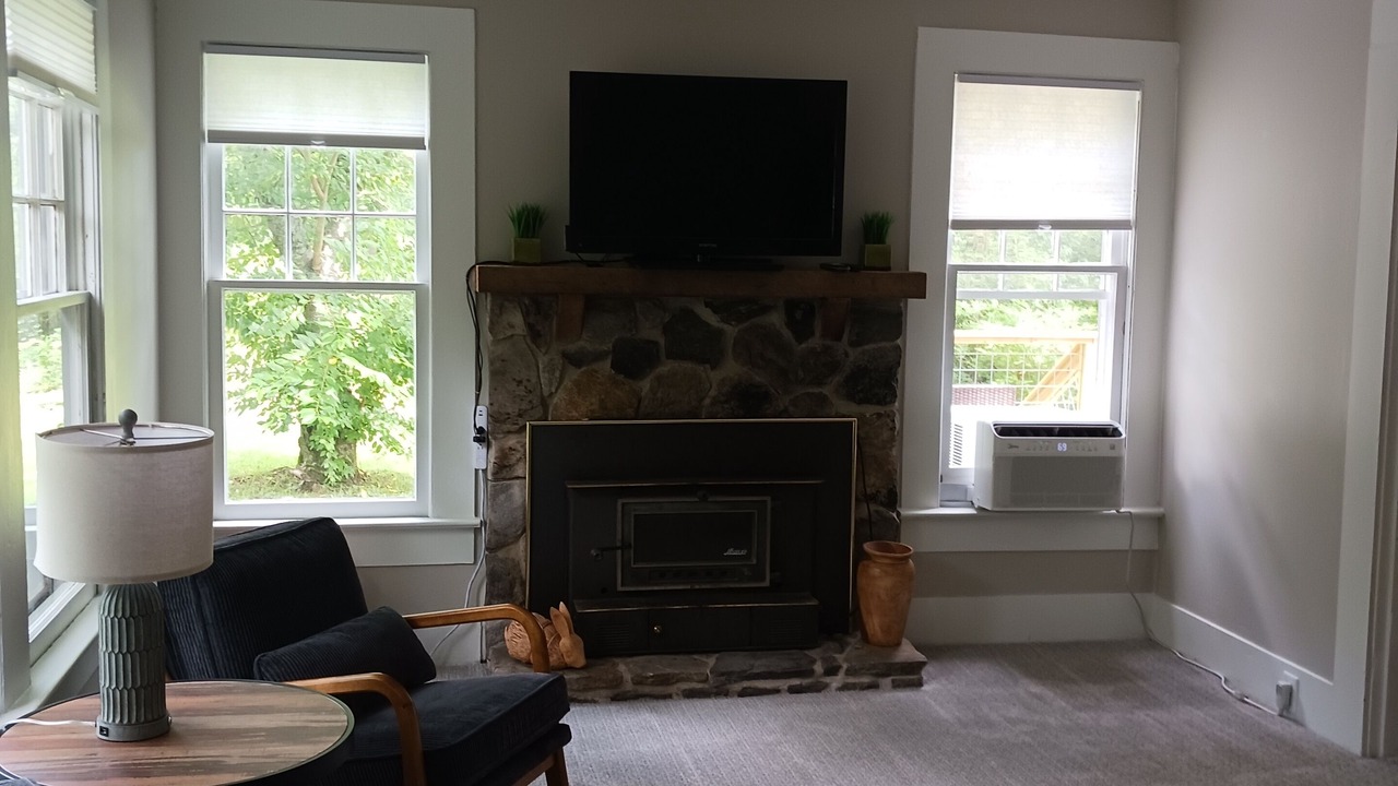 Photo of Livingroom in Talladega