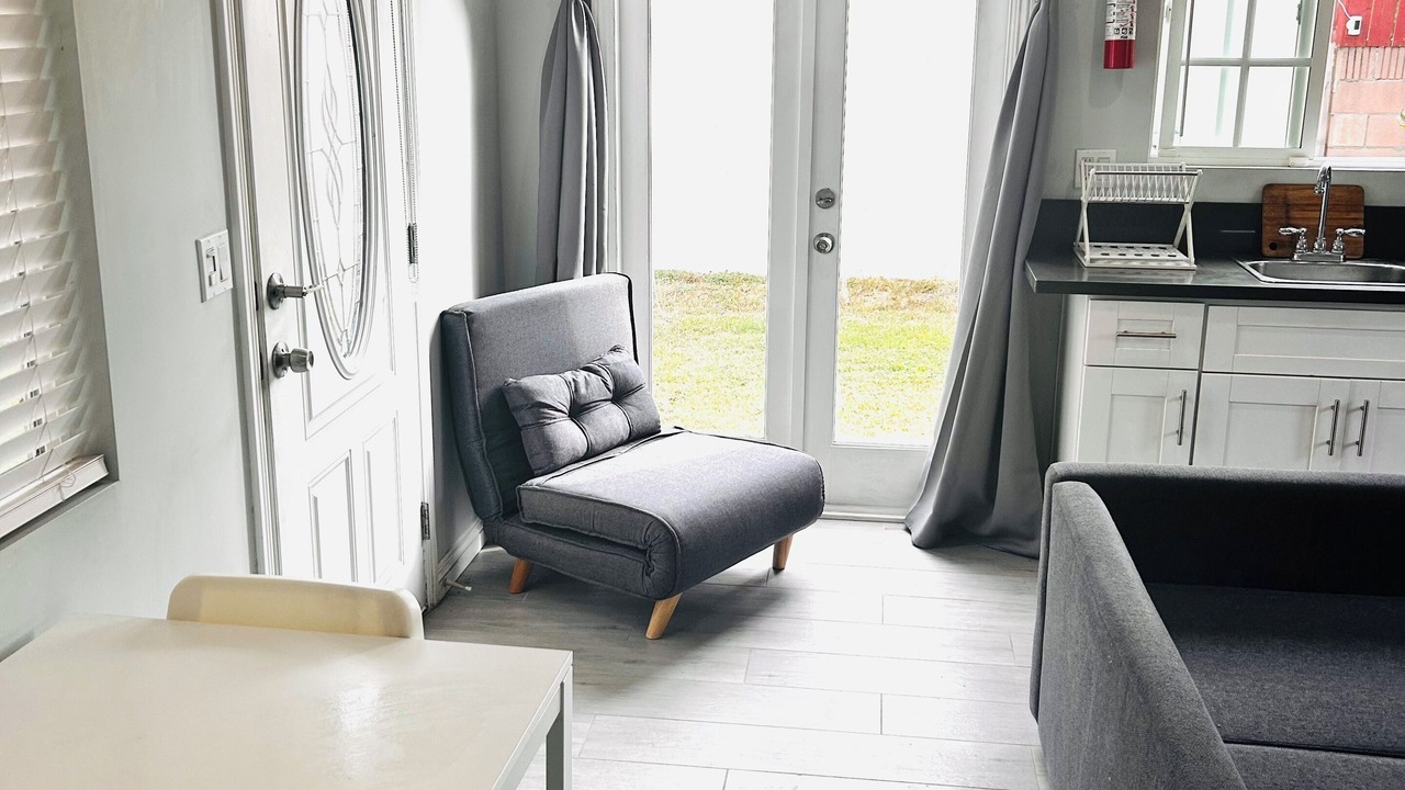 Photo of Livingroom in South Gate