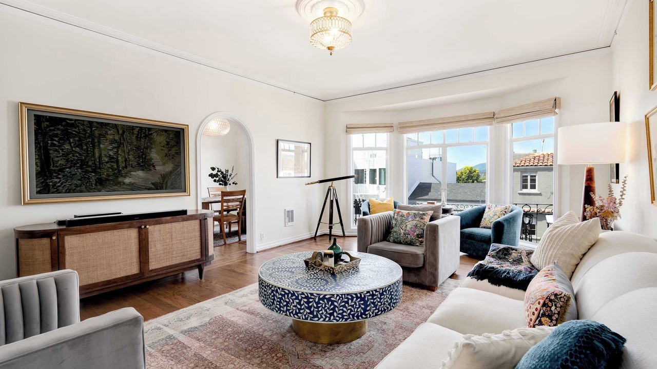 Photo of Livingroom in Marina District