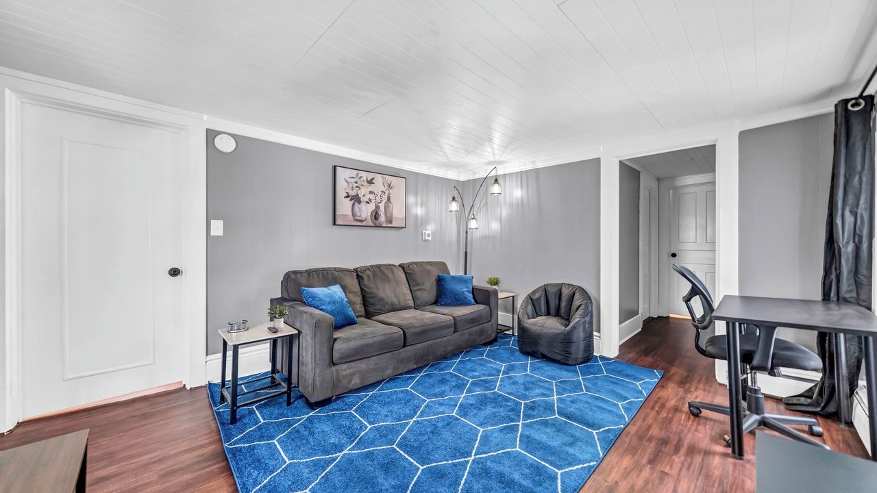 Photo of Livingroom in Athol Springs