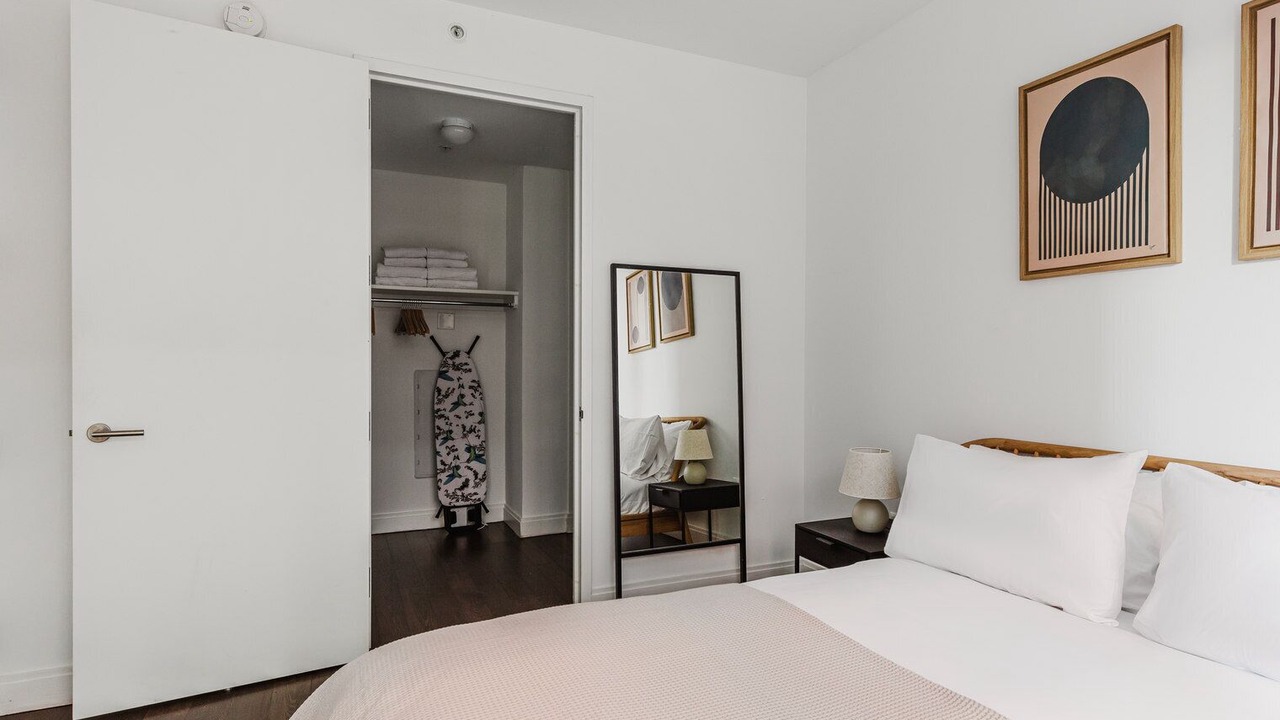 Photo of Bedroom in Powerhouse Arts District