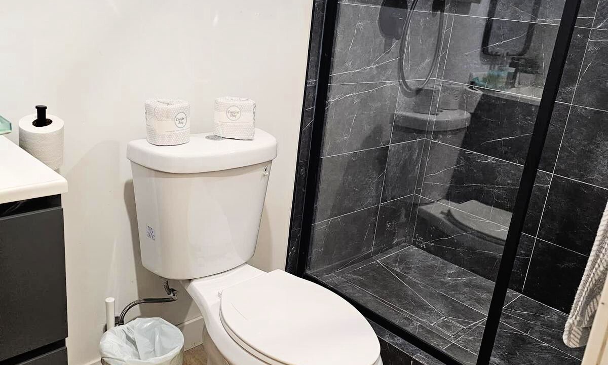 Photo of Bathroom in East Hollywood