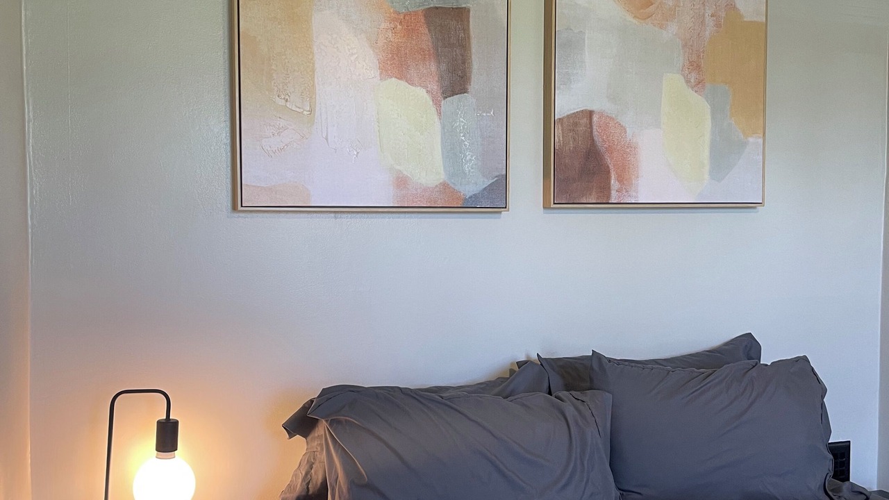 Photo of Bedroom in Lakeville