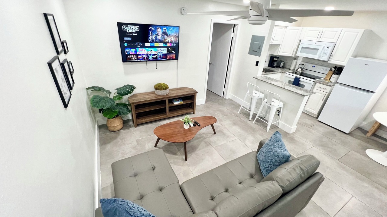 Photo of Livingroom in Lake Ridge