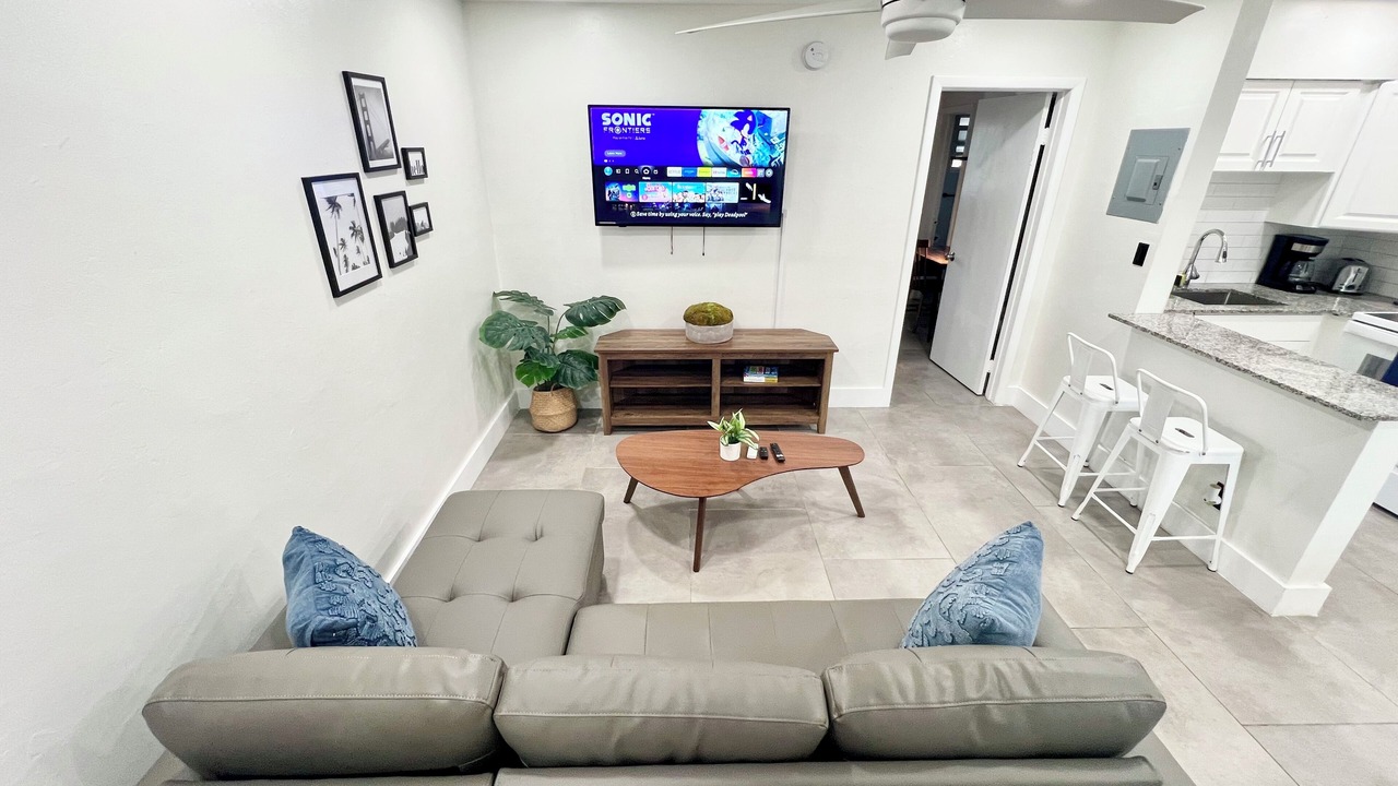Photo of Livingroom in Lake Ridge