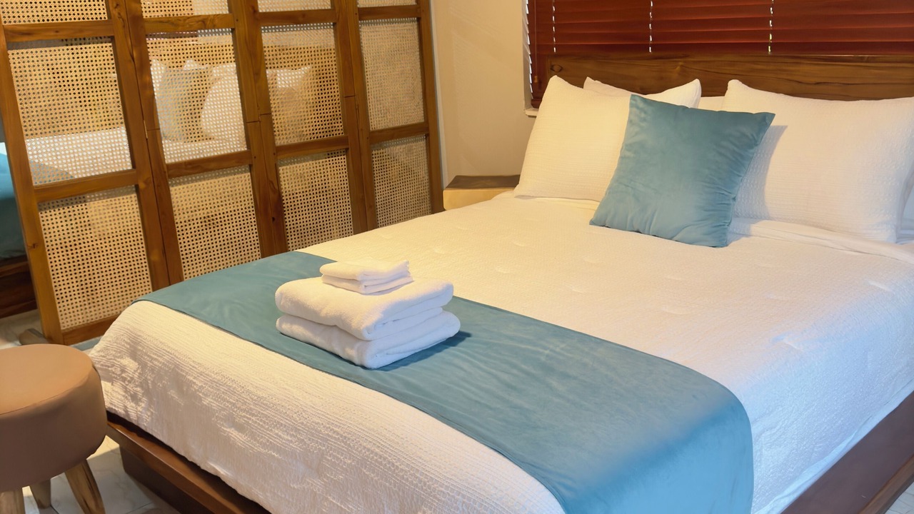 Photo of Bedroom in Bahamia West