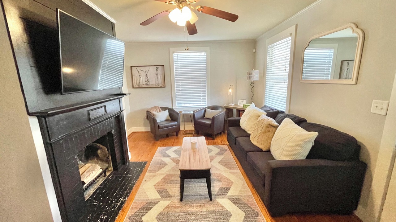 Photo of Livingroom in Bessemer