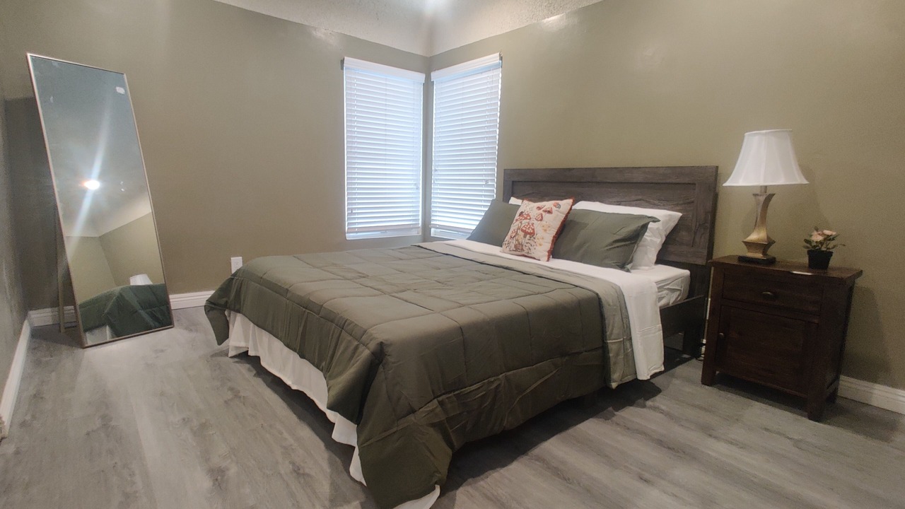 Photo of Bedroom in Los Angeles