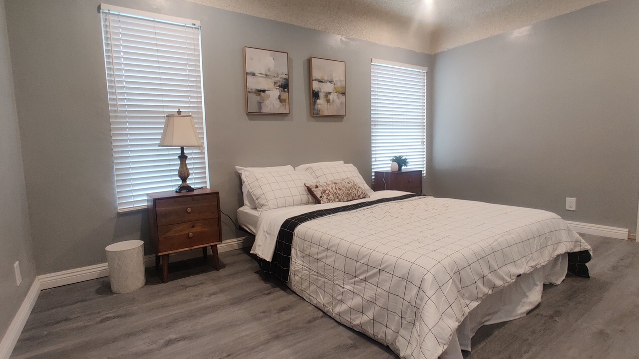 Photo of Bedroom in Los Angeles