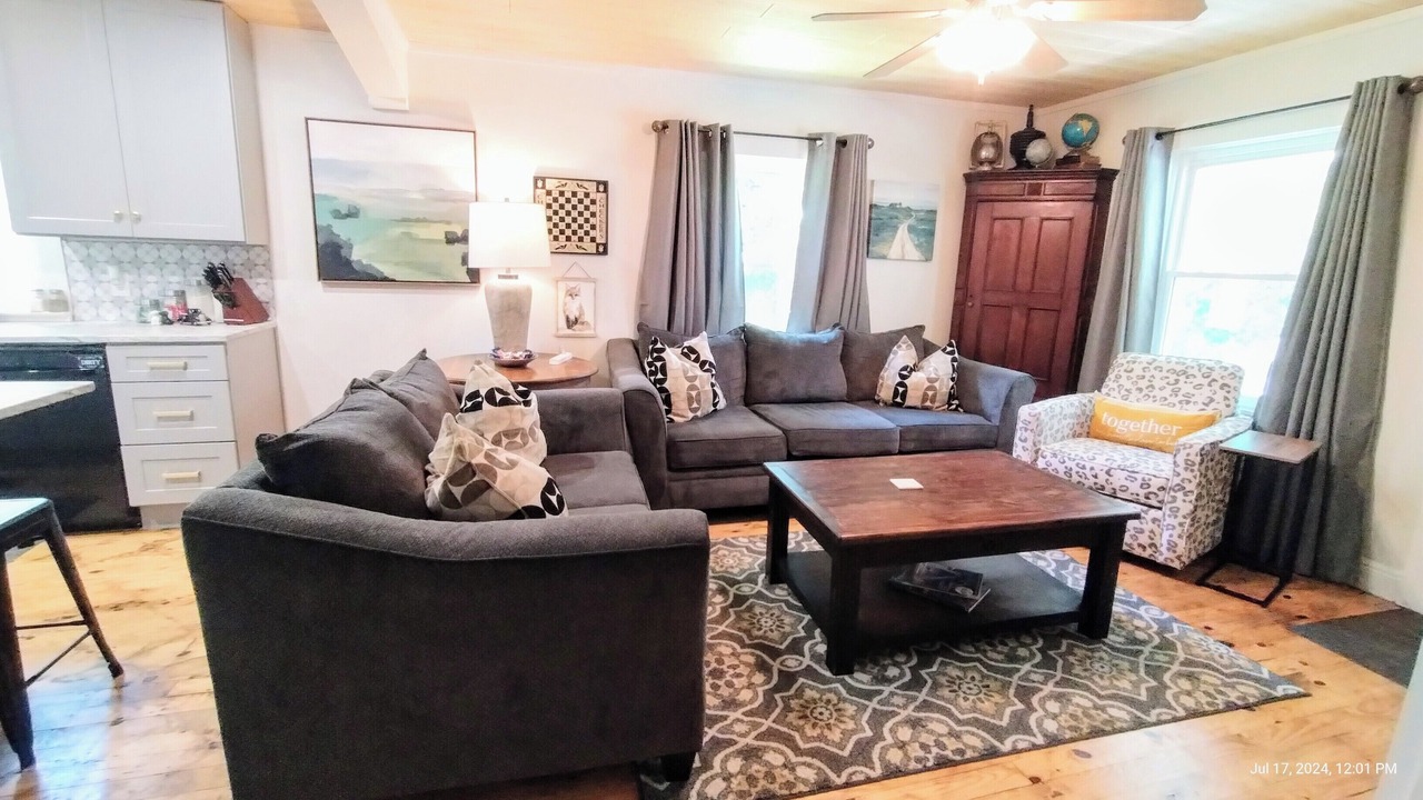 Photo of Livingroom in Gallant