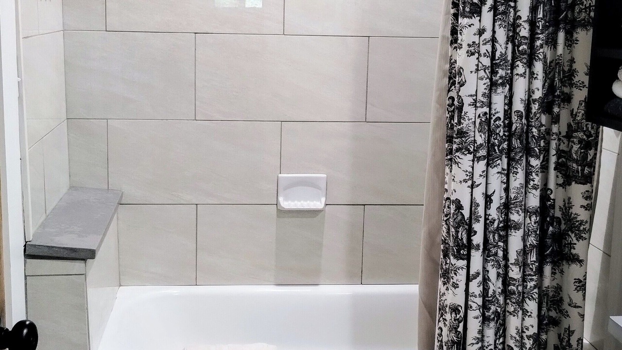 Photo of Bathroom in Gallant