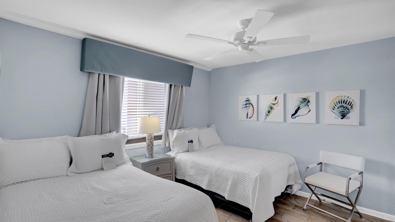 Photo of Bedroom in Orange Beach East