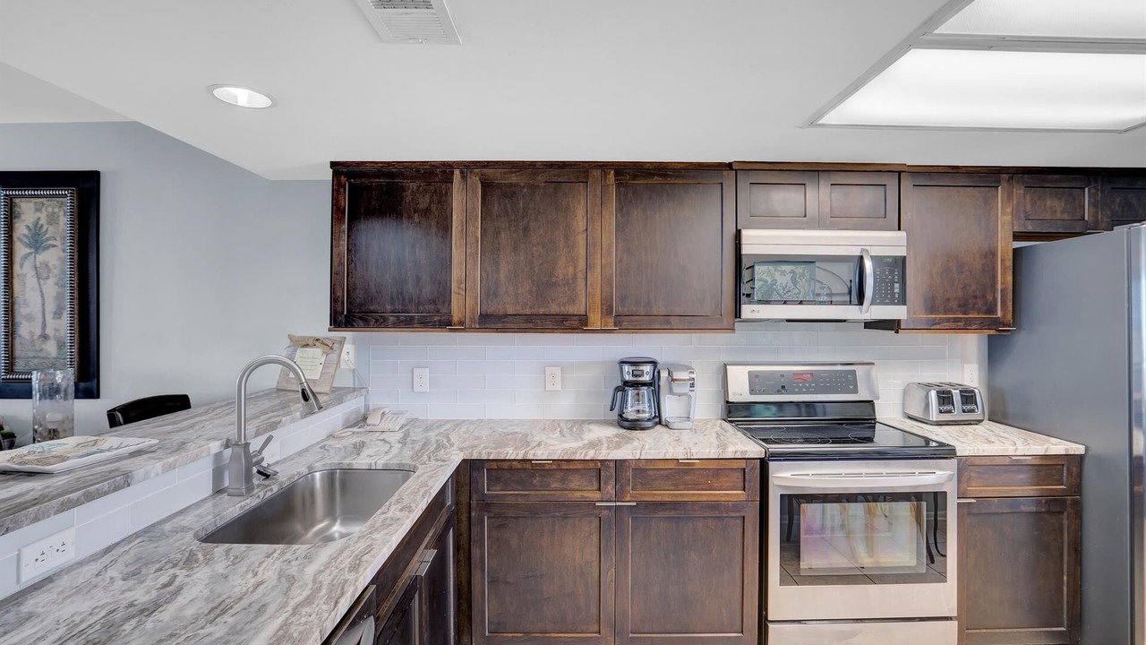 Photo of Kitchen in Orange Beach East