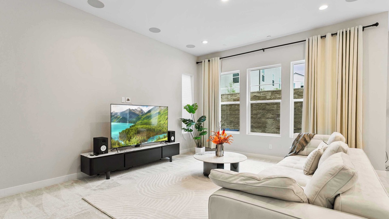 Photo of Livingroom in Lake Forest