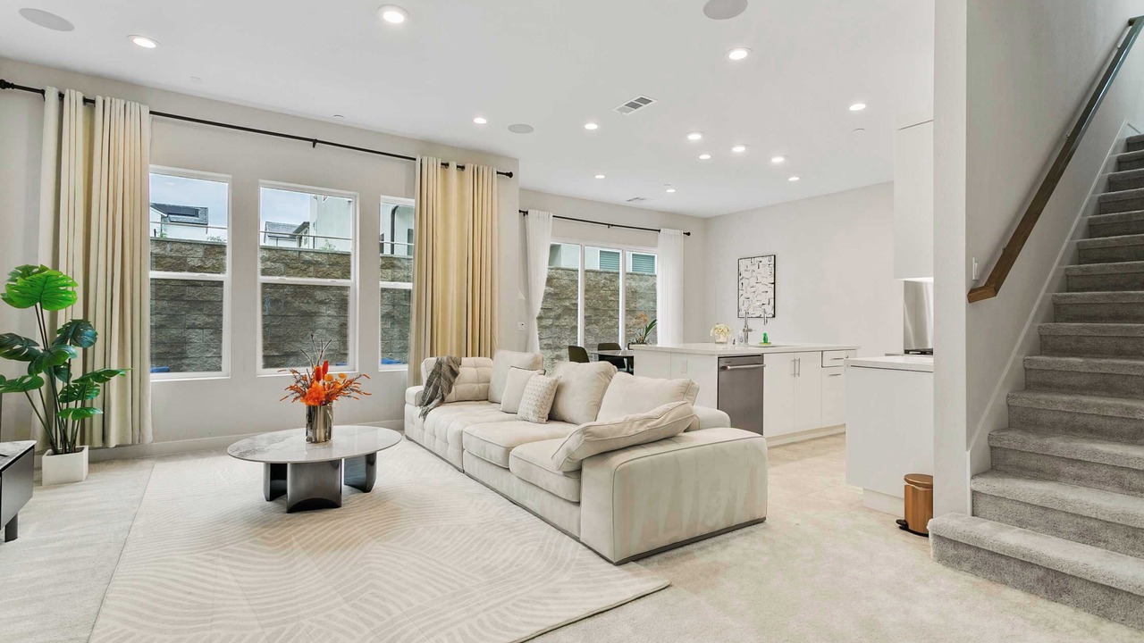 Photo of Livingroom in Lake Forest