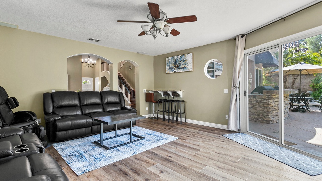 Photo of Livingroom in Rancho Santa Margarita
