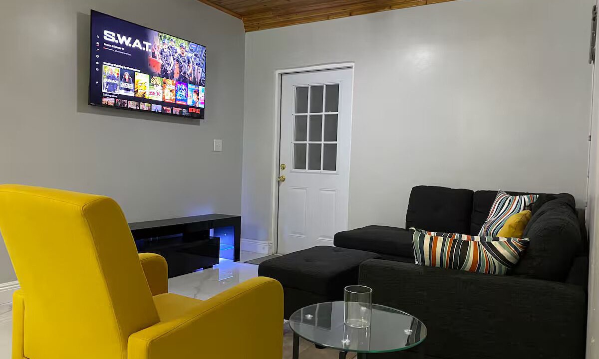Photo of Livingroom in Greening Glade