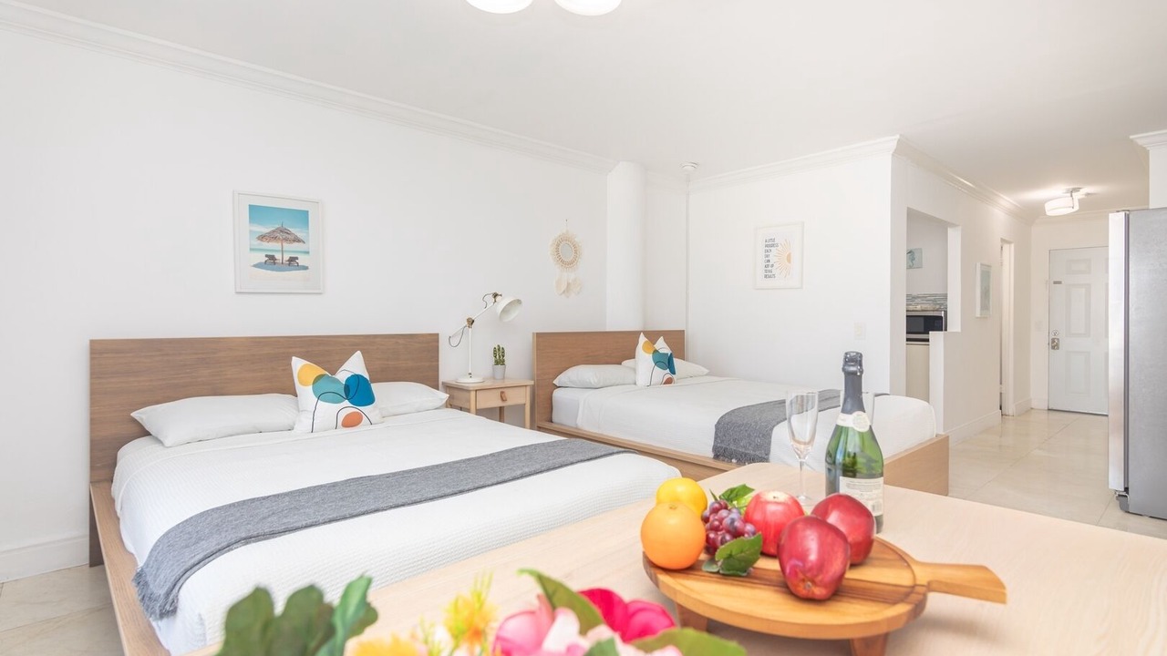 Photo of Bedroom in North Bay Village