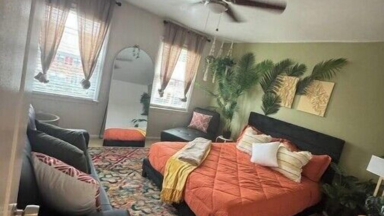 Photo of Bedroom in Executive Park