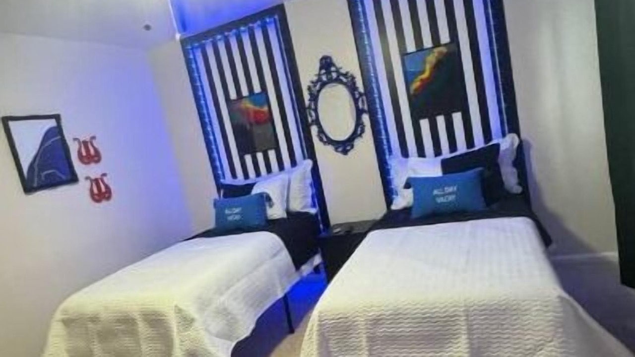 Photo of Bedroom in Executive Park