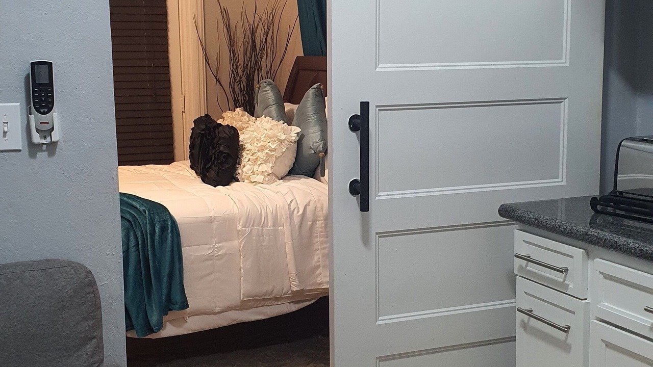 Photo of Bedroom in Belair Estates