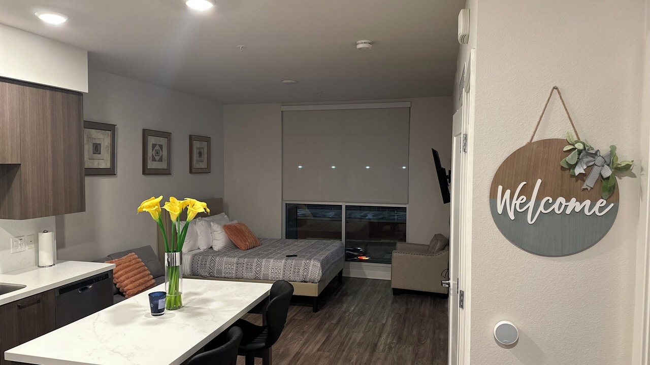 Photo of Bedroom in Hollywood