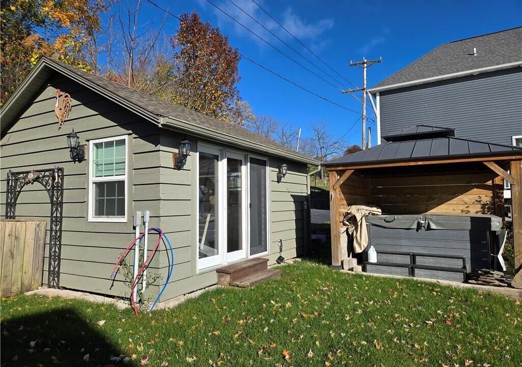 Photo of Outdoor in Geneseo