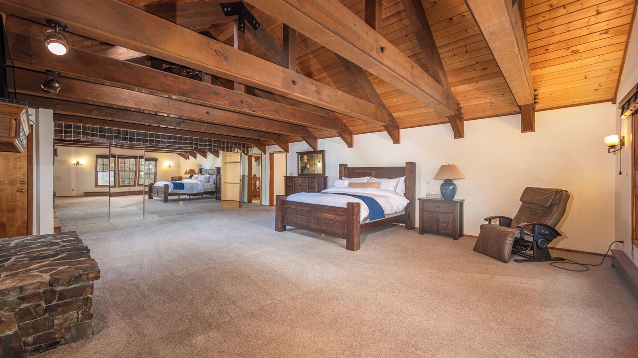 Photo of Bedroom in Lincoln Park