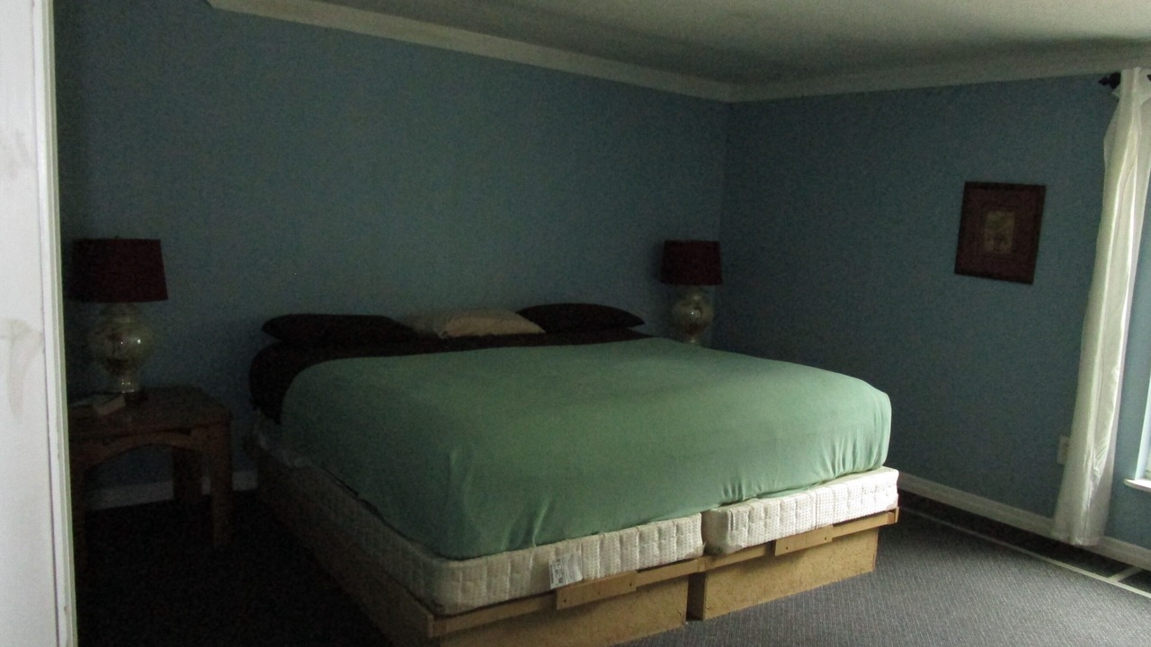 Photo of Bedroom in Mayo