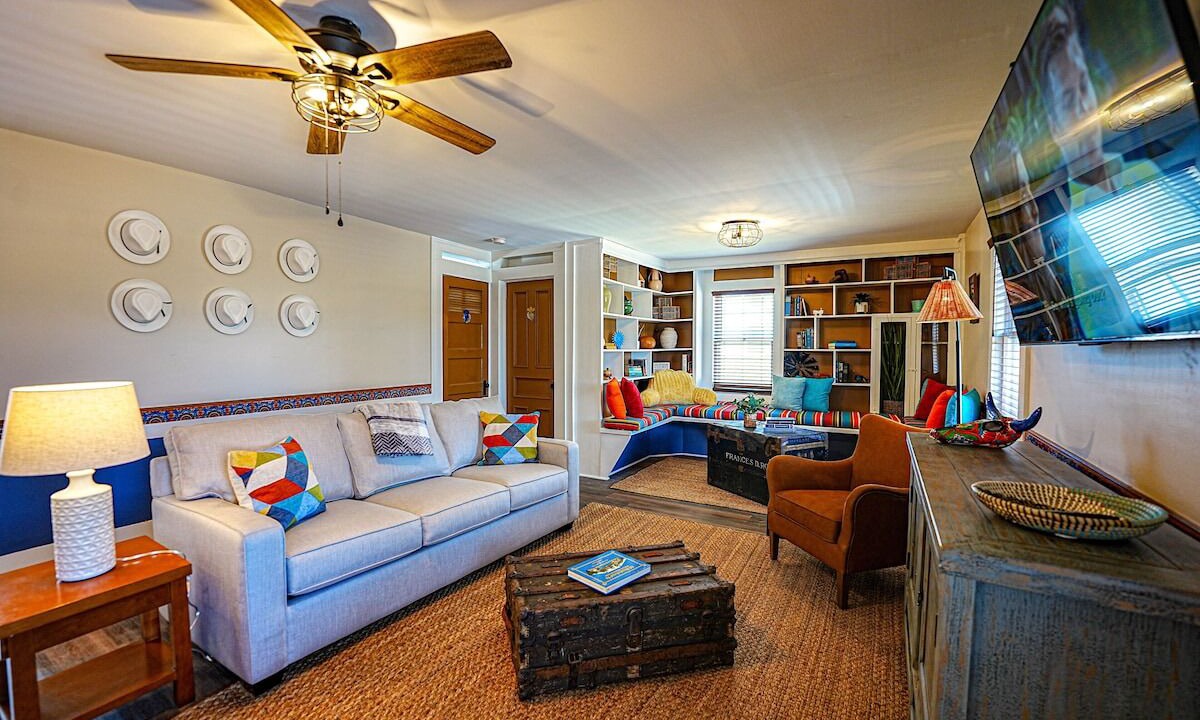 Photo of Livingroom in Milford