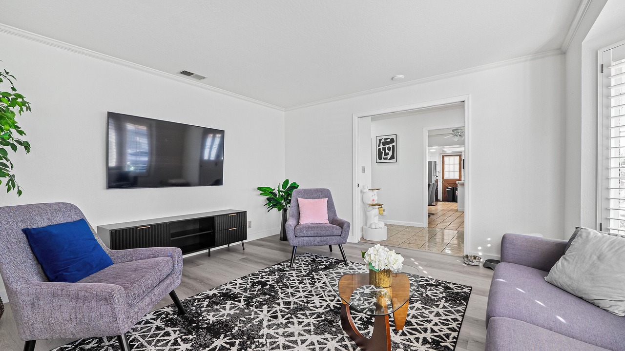Photo of Livingroom in San Bruno