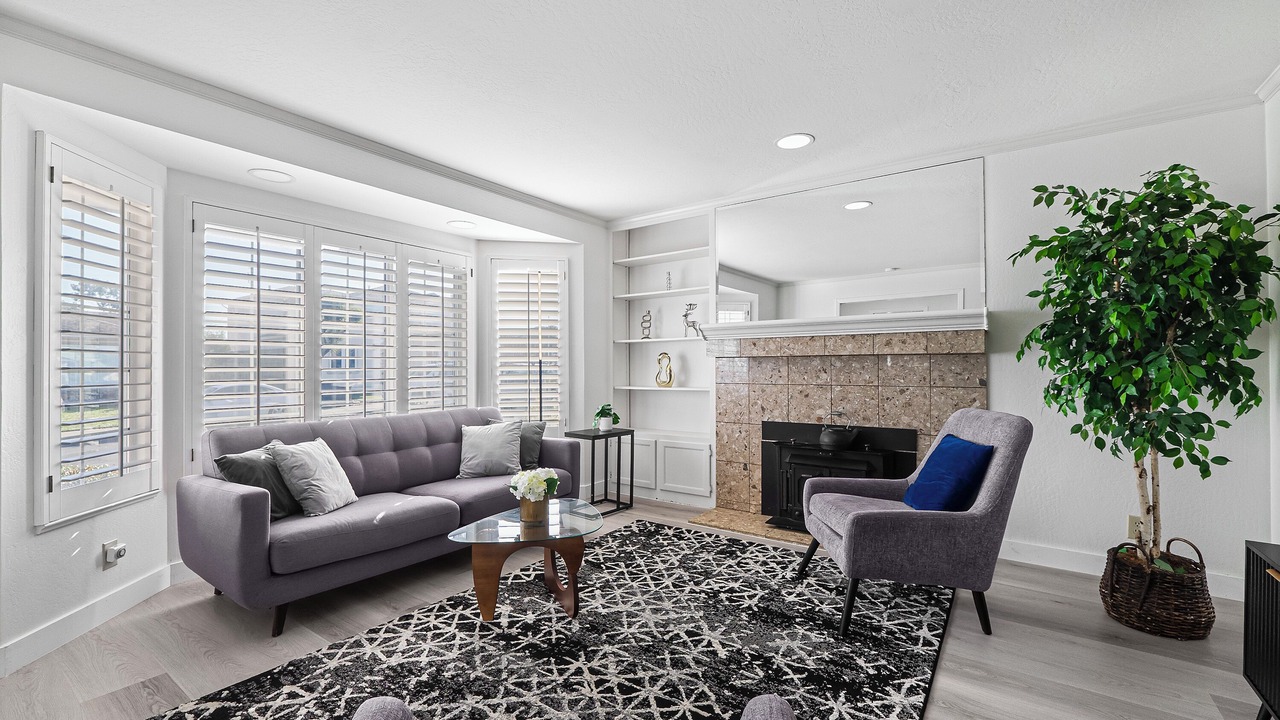 Photo of Livingroom in San Bruno