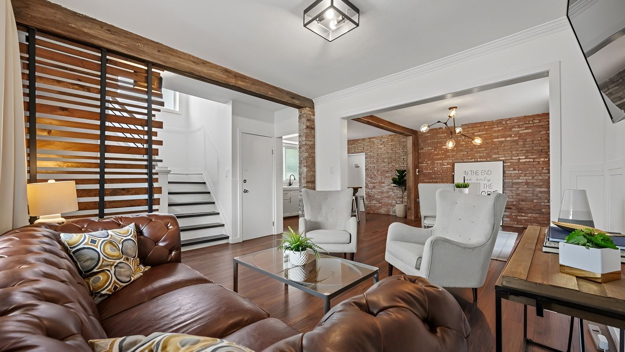 Photo of Livingroom in Kitchener