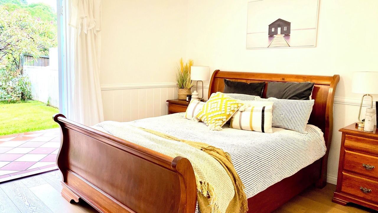 Photo of Bedroom in Mapleton