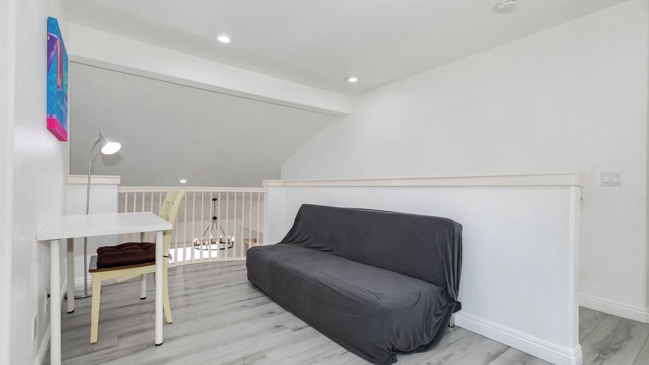 Photo of Livingroom in Chino