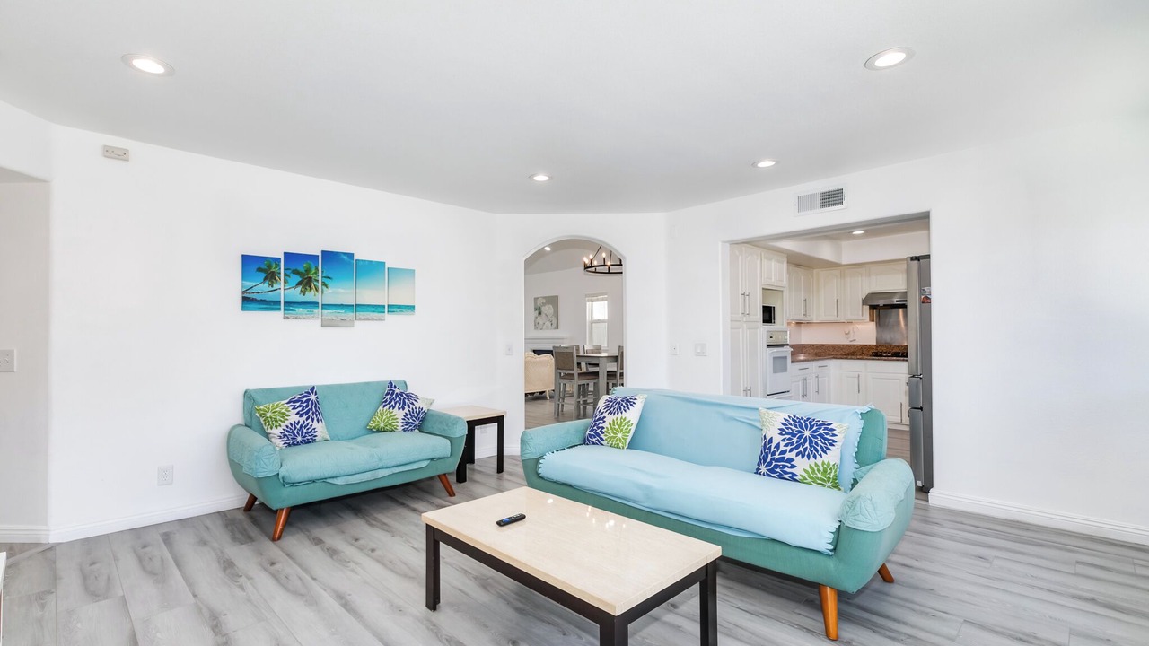 Photo of Livingroom in Chino